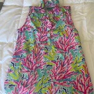 Designer ruffled sleeveless top